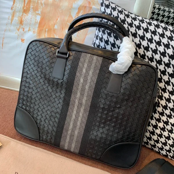 BV Briefcase Size: 40cm 98052