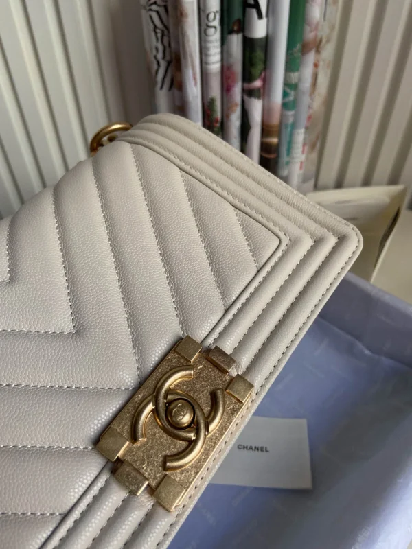 Chanel Calfskin Size:25x15x9cm