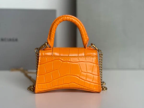 Balenciaga hourglass bag orange model: 169 size: 12104.5cm
