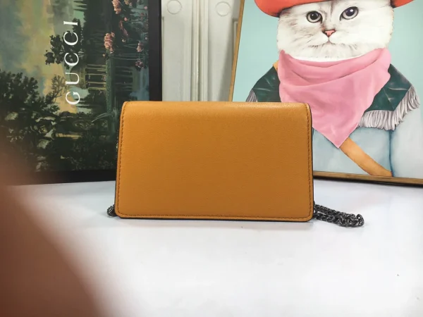 Model:476432 Size 16.5*10*4.5cm