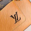 Louis Vuitton Size: 25 x 15 x 8 cm