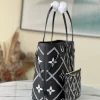 Louis Vuitton Spring Collection Size: 31 x 28 x 14 cm