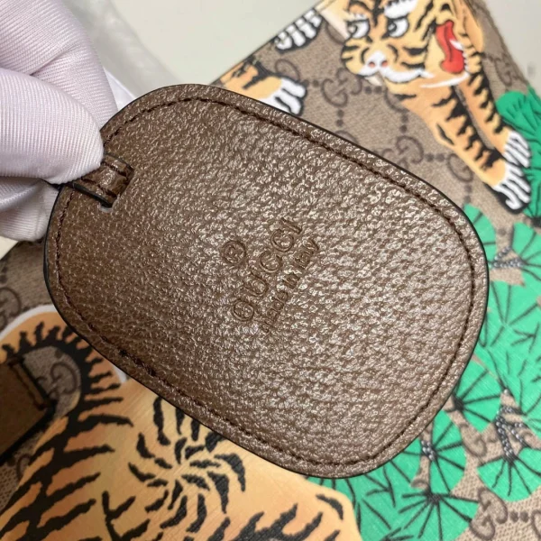 Model: 412096 Size:38*28*12cm