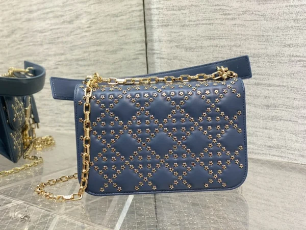 Blue LUCKY limited series size:21*3*13cm