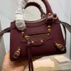Burgundy Size: 18cm