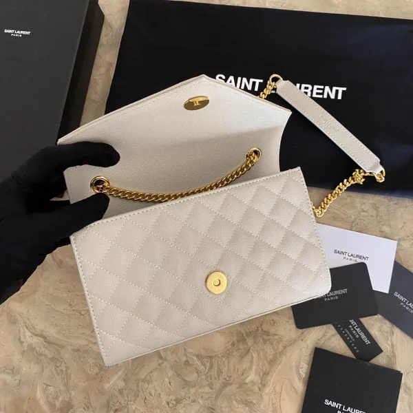 Envelope package Size£º21x13x6cm Code£º392745