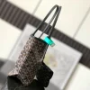 Men's handbag size: 35x39x14cm