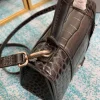Model: 8896 Size: 19x8x21cm