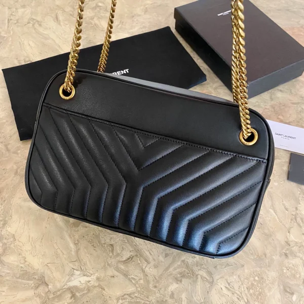 Saint Laurent Shoulder slant bag Size: 28x17x8.5cm Code: 671691