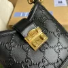 Model: 675788 Size: 25*21x9cm