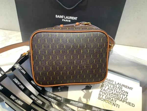 Camera bag Model£º669957 Size£º21.5x15x7cm