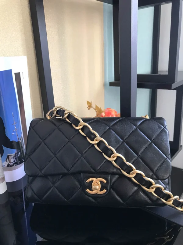 Chane Model: 2932# Size: 26X6X17cm