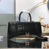 Balenciaga Handbag Model: DG-1007 Size: 6*15*35cm