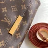 Louis Vuitton Size: 28.0 x 15.0 x 4.0 cm