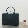 BV ARCO TOTE bag Size:38x25cm 609175