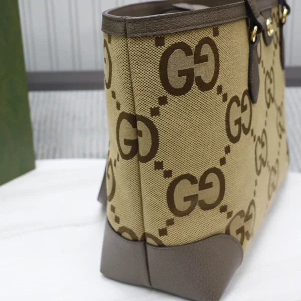 Model: 631685 Size: 38x 28x 14cm
