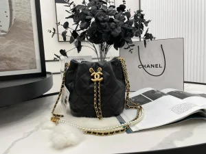 Bucket Bag Dimensions: 17.5x17x14