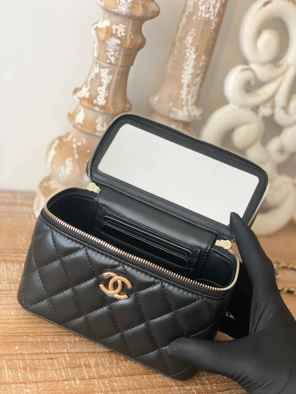 Chanel Box Bag Size: 16 9.5 8, Style: 81230
