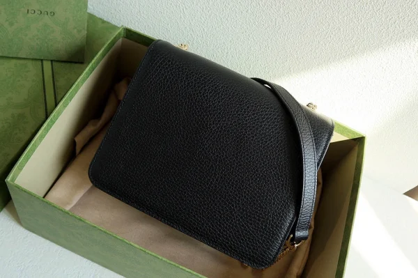 Model: 510304 Size: 20*15*7.5cm