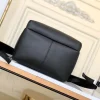Louis Vuitton Model: M33450 Size: 37.0 x 40.0 x 20.0 cm
