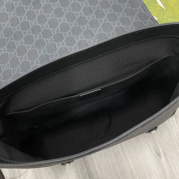 Model: 658542 Size: 28*24*8.5cm