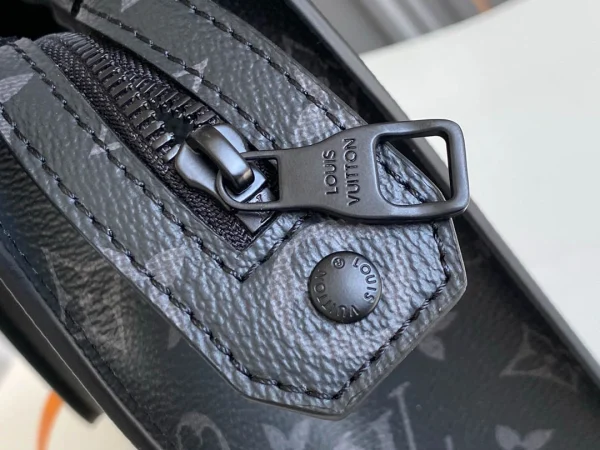 LV Model No.: M56319 M45392 Size: 20*14*8cm