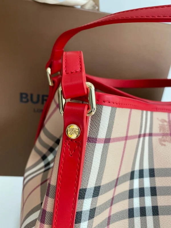 Checkered Tootsie Bag Size:W25.5*H29*D10cm Code:400123