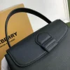 Calf leather bag Size:W25.5*H29*D10cm Code:400123