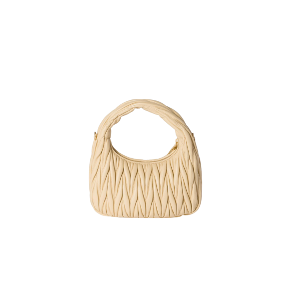 Miu Miu Wander Matelassé size: 17* 20*6cm