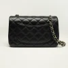 CHANEL SIZE : 12 x 20 x 6 cm