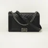 CHANEL BOY CHANEL SIZE : 17.5 x 28 x 7.5 cm