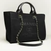 CHANEL SIZE : 24 x 39 x 17 cm
