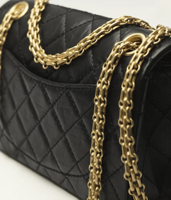 CHANEL 2.55 SIZE : 15.5 x 20 x 6 cm