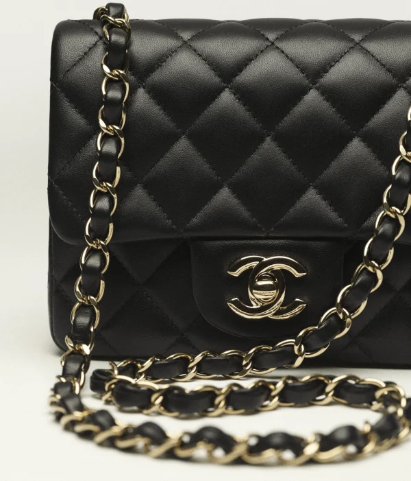 CHANEL SIZE : 13.5 x 17 x 8 cm