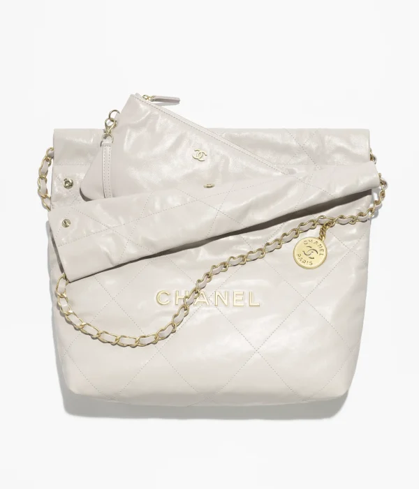 Chanel 22 size ： 35 x 37 x 7cm
