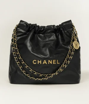 CHANEL 22 size : 35 x 37 x 7cm