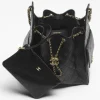 CHANEL 25 size ：40 x 30 x 15 cm