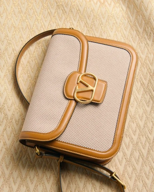VALENTINO GARAVANI 9TO5 SIZE : 24.5 X 18.5 X 8 CM