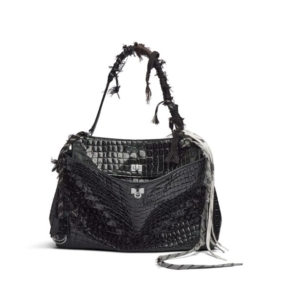 Balenciaga Rodeo size ：39.8 x 29.9 x 12.9 cm