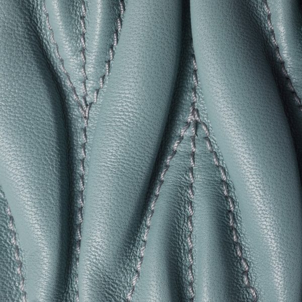 Miu Miu Arcadie matelassé size:10.5*22*7.5cm