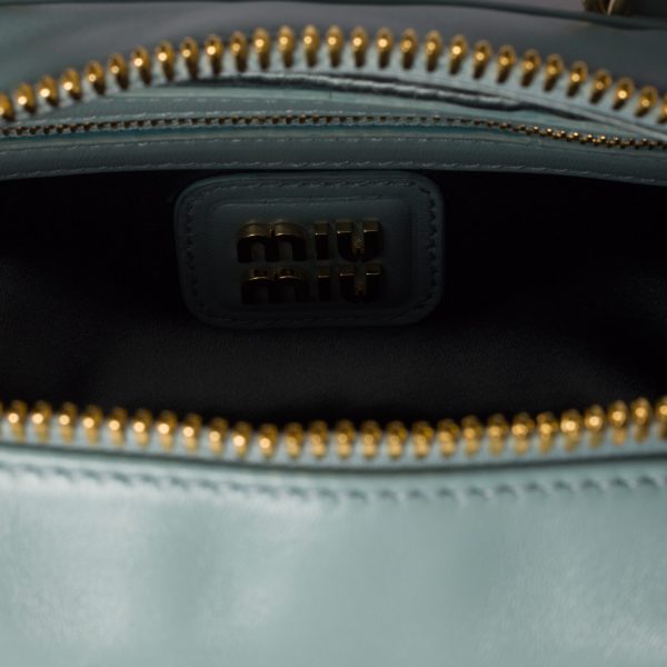 Miu Miu Arcadie matelassé size:10.5*22*7.5cm