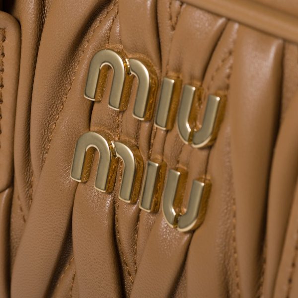 Miu Miu Arcadie matelassé size:10.5*22*7.5cm