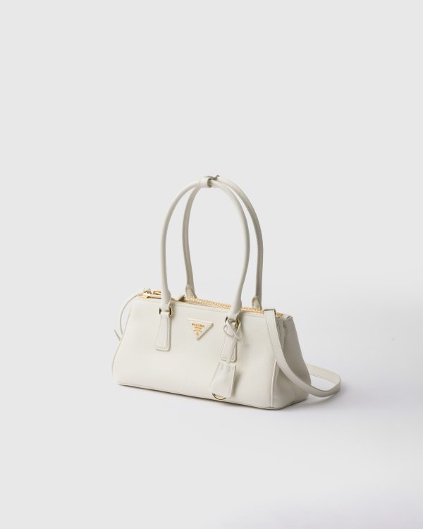 Prada Galleria Size : 14*30*10.5 cm
