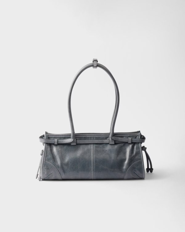 Prada Bonnie Size : 15.5*32*12cm
