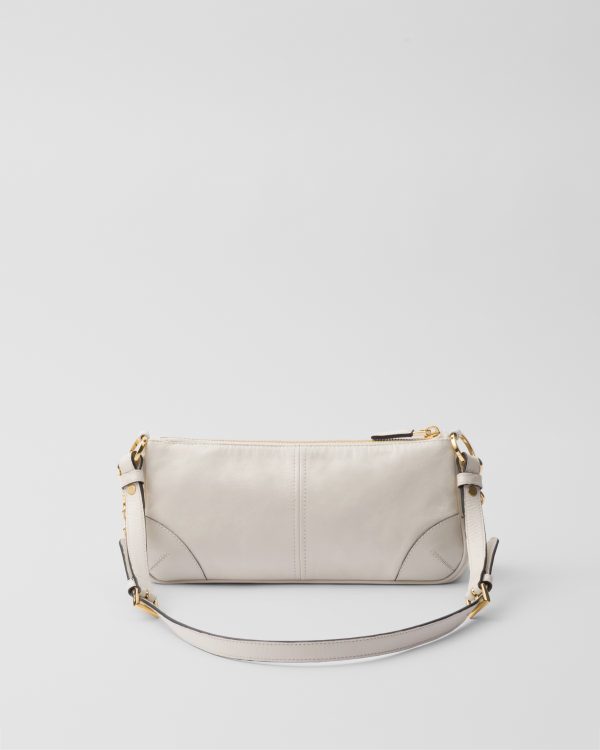 Prada Re-Edition 2002 Size : 11.5*26*6cm
