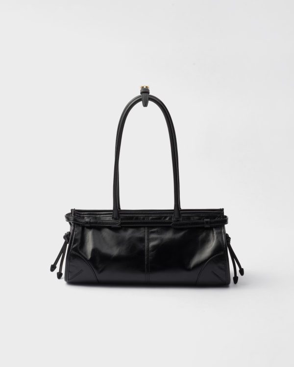 Prada Bonnie Size : 15.5832*12cm