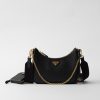 Prada Re-Edition 2005 Saffiano Size:18*22*6cm