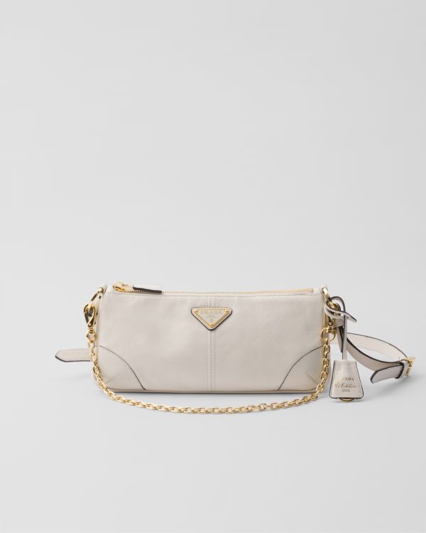 Prada Re-Edition 2002 Size : 11.5*26*6cm