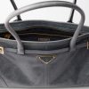 Prada Bonnie Size : 15.5*32*12cm