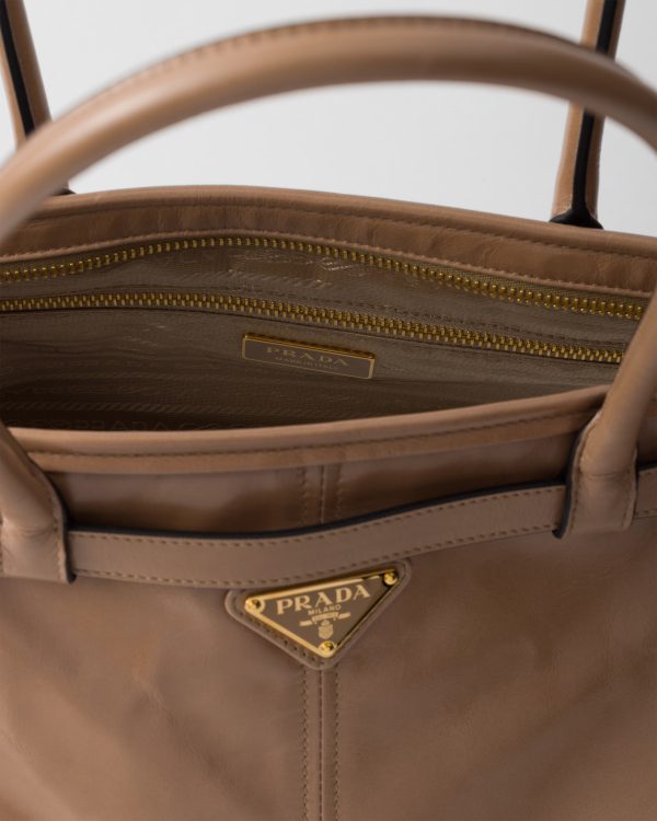 Prada Bonnie Size : 24*38*12cm